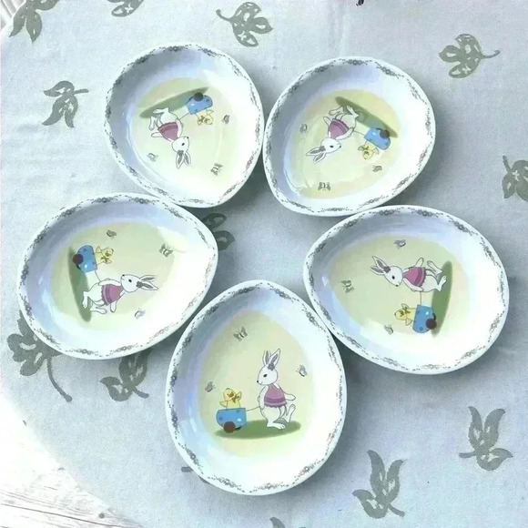 Melamine Ware egg shape, Easter 5 plates Bunny W/ Chick In Wagon Design - Picture 1 of 3